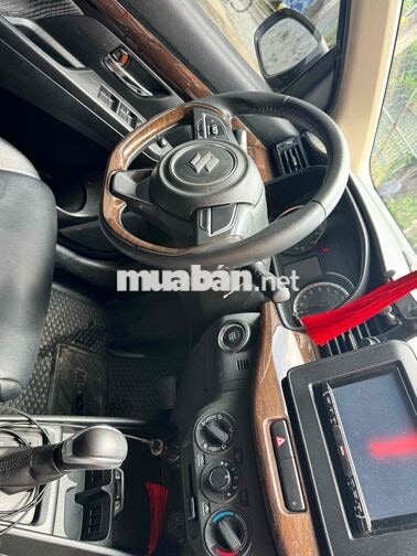 Suzuki Ertiga 2019 Tự động Đen