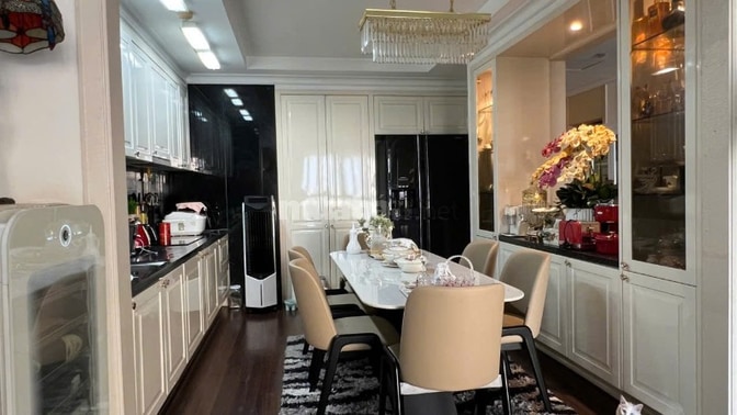Bán CHCC Imperia Q2 (95m, 2PN giá 8 tỷ) SH, đặc biệt free xe hơi 