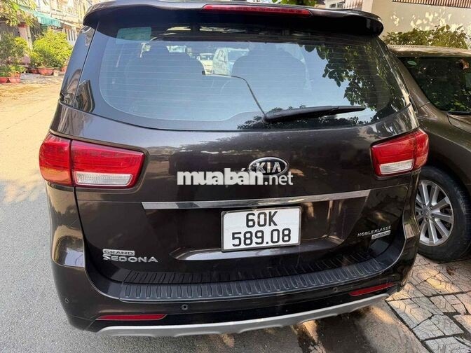 Kia Sedona Full 2018 Limousine