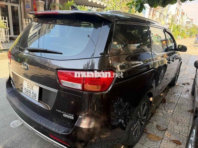 Kia Sedona Full 2018 Limousine