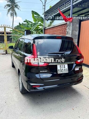 Suzuki Ertiga 2019 Tự động Đen