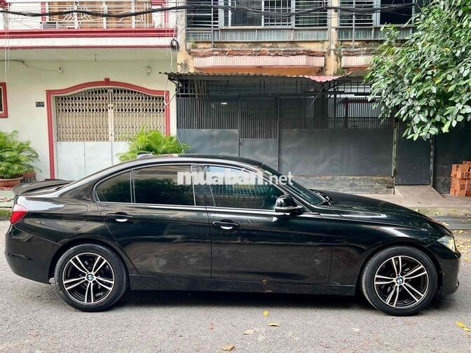 BMW 328i 2012 Đen Tự động 8 cấp