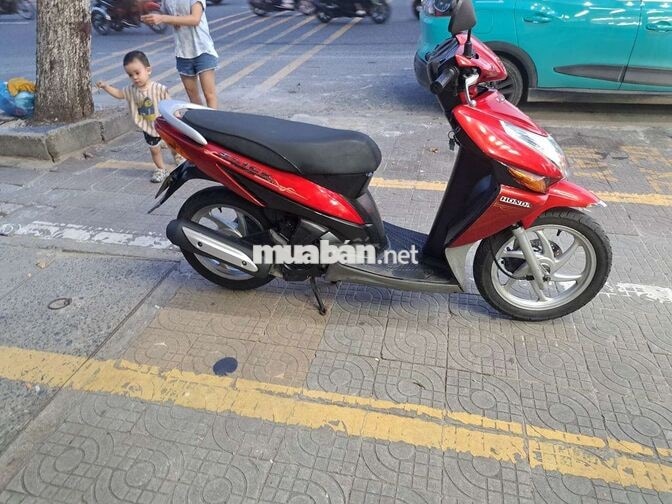 Honda Vision 2025 Cao Cấp màu Đỏ