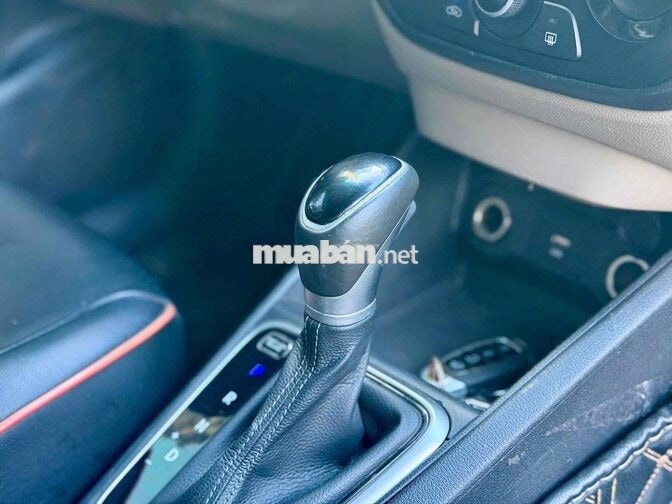Hyundai Accent 2022 Trắng Siêu Đẹp