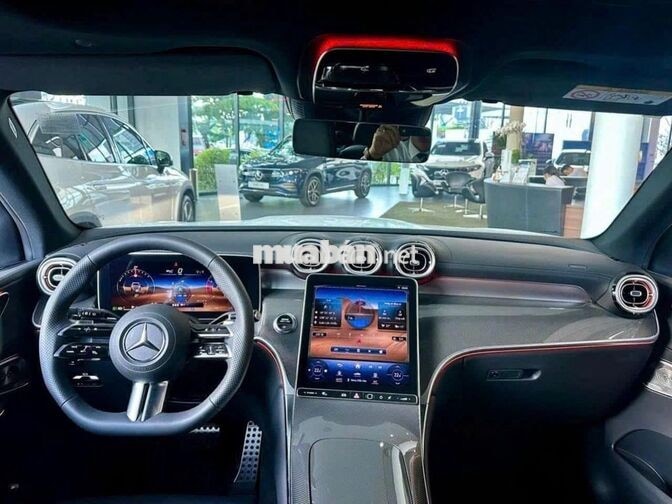 Mercedes-Benz GLC 300 V3 Trắng
