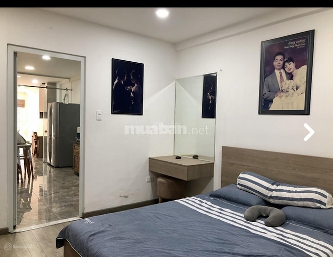 Chính chủ bán căn hộ chung cư Lý Văn Phức, Quận 1, 60m2, sổ hồng