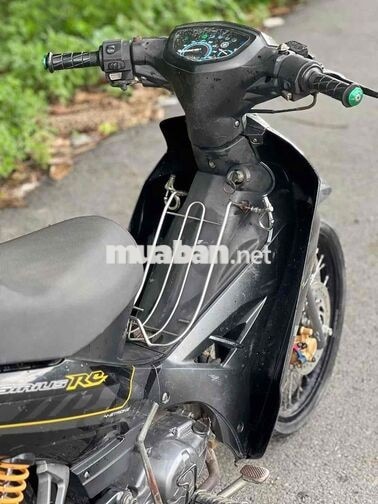 Yamaha Sirius Đen