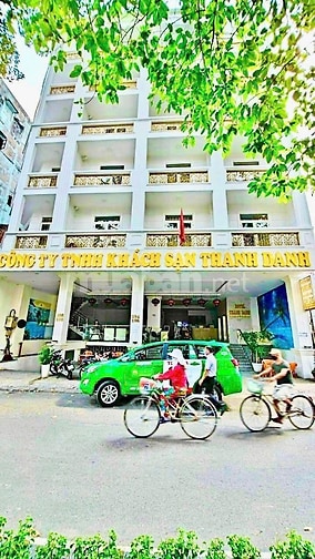 Cho thuê khách sạn MT Châu Văn Liêm_Q5: có 45 phòng full nội thất