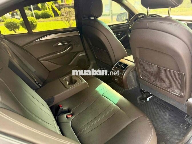 VinFast Lux A Base 2022 Trắng 30000 km