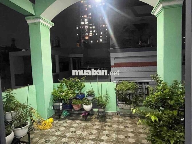 4 PHÒNG SẴN MÁY LẠNH HẺM BA GÁC PHẠM VĂN CHÍ