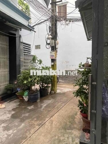 4 PHÒNG SẴN MÁY LẠNH HẺM BA GÁC PHẠM VĂN CHÍ
