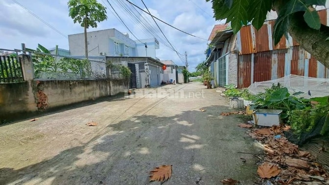 Bán nhà hẻm Đặng Thúc Vịnh 63m2 chỉ 1 tỷ 450, Thới Tam Thôn, Hóc Môn