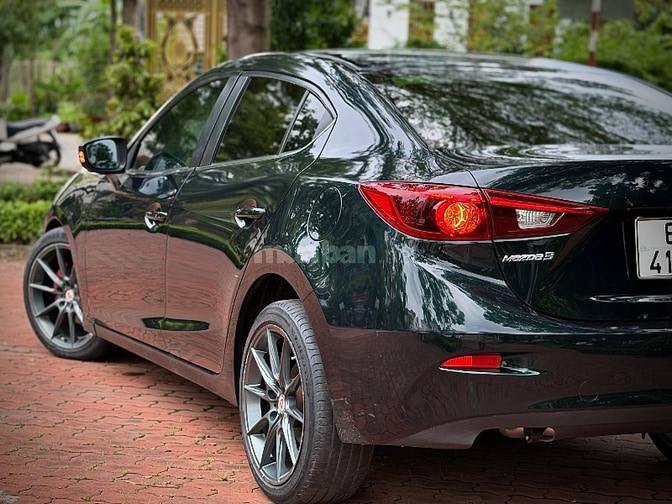 mazda 3 sản xuất 2015 phiên bản 2.0