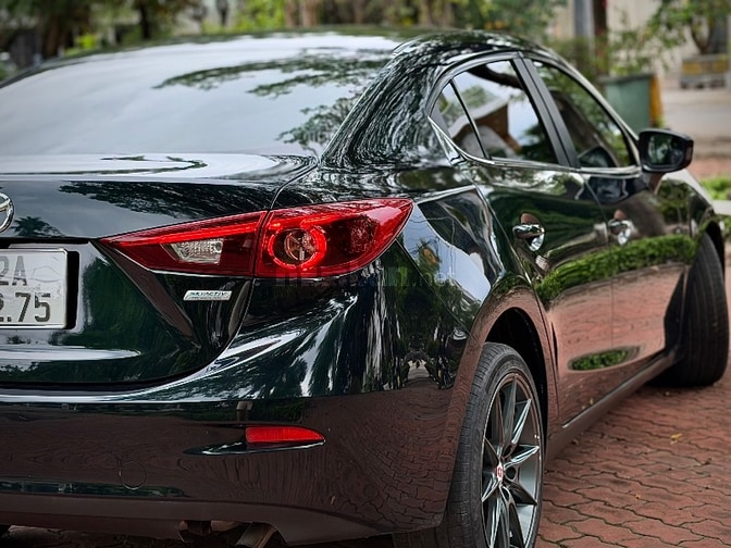 mazda 3 sản xuất 2015 phiên bản 2.0