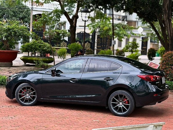 mazda 3 sản xuất 2015 phiên bản 2.0