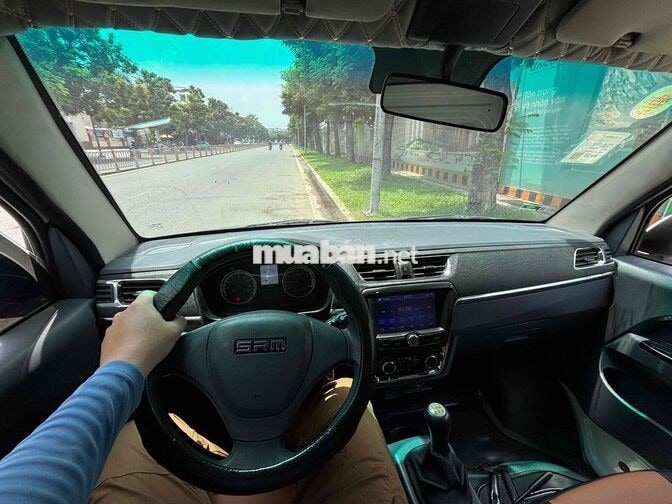 SRM X30 Tải Van 2022 Trắng 945kg