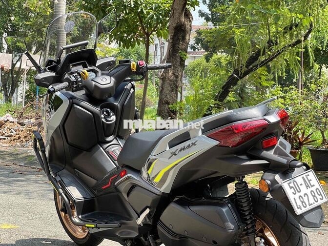 Yamaha Xmax300 2025 Xám 1.300km, có giao lưu xe.