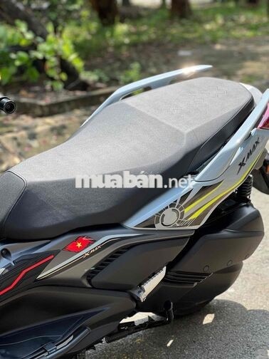 Yamaha Xmax300 2025 Xám 1.300km, có giao lưu xe.