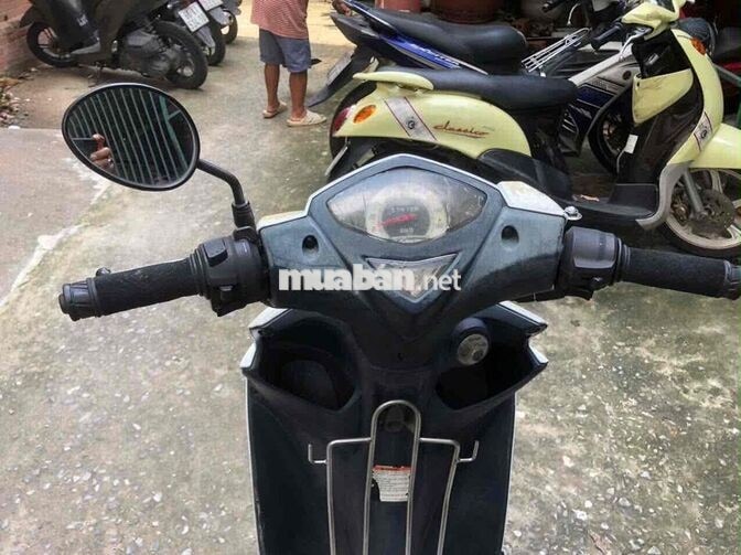Suzuki Hayate SS 125 Trắng vàng