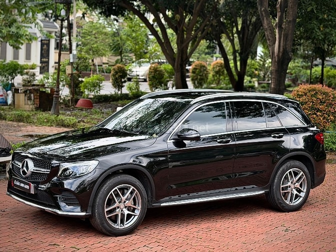 mercedes glc 300 4matic ( nâng hạ gầm )
