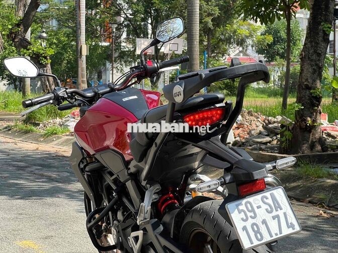 Honda CB300R 2022 Đỏ Đen 6.200km, có giao lưu xe.