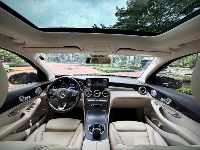 mercedes glc 300 4matic ( nâng hạ gầm )