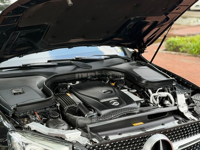 mercedes glc 300 4matic ( nâng hạ gầm )