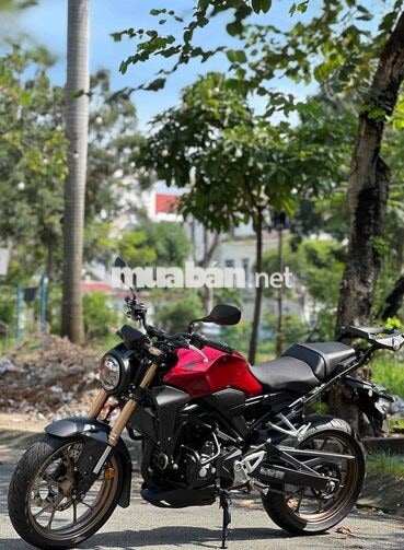 Honda CB300R 2022 Đỏ Đen 6.200km, có giao lưu xe.