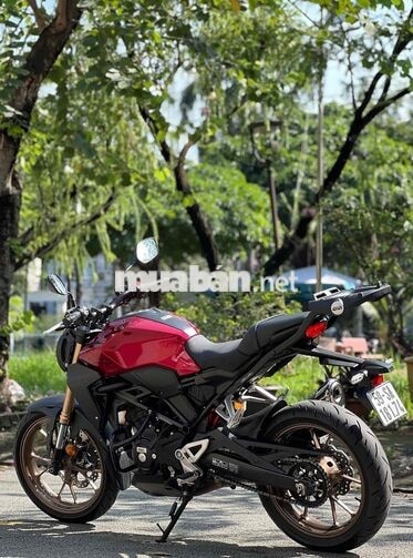 Honda CB300R 2022 Đỏ Đen 6.200km, có giao lưu xe.