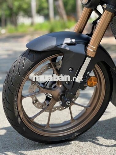 Honda CB300R 2022 Đỏ Đen 6.200km, có giao lưu xe.