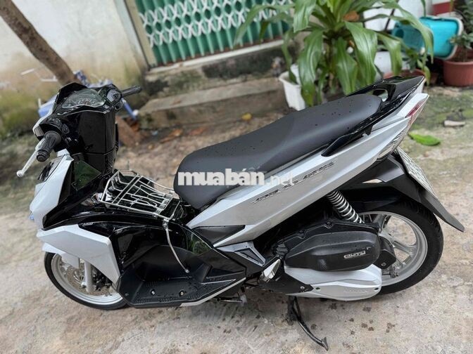 Honda Air Blade 125 Bạc