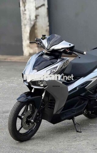 Honda Air Blade 125 Bạc odo 6000 km chính chủ kí