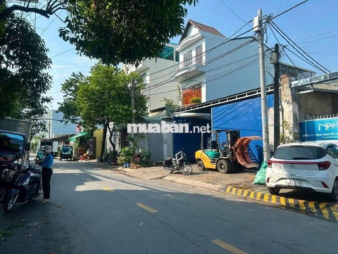CHO THUÊ NHÀ NGUYÊN CĂN MẶT TIỀN ĐƯỜNG TRẦN THỊ HÈ, Q12