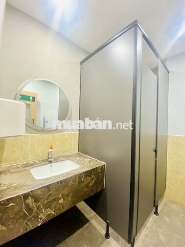 CHO THUÊ MẶT BẰNG KHỦNG 12X31 VÕ VĂN TẦN QUẬN 3