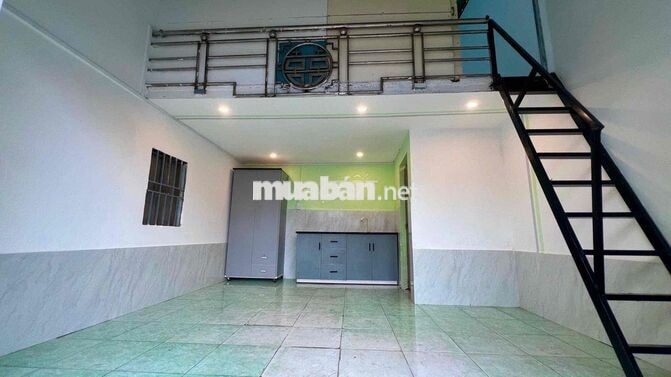 KIOT DƯỚI TRỆT VỪA Ở VỪA KINH DOANH GIÁ RẺ MỚI XÂY CÓ MÁY LẠNH