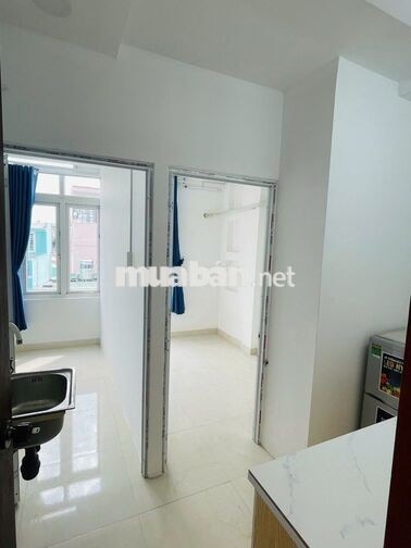 Siêu rẻ - 2 phòng ngủ cửa sổ gần Phan Xích Long Phú Nhuận - 5.x