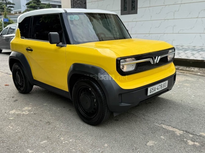 Vinfast VF3 Pin thuê T12/2024 màu Vàng xe odo 12000km siêu đẹp 