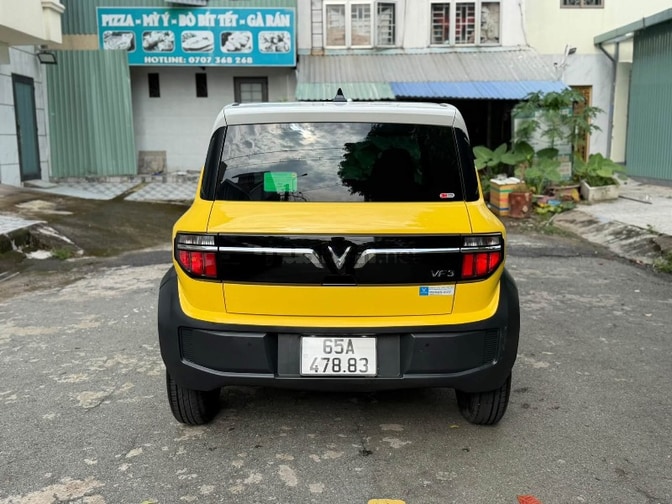 Vinfast VF3 Pin thuê T12/2024 màu Vàng xe odo 12000km siêu đẹp 