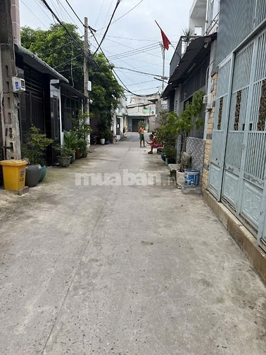 HẠ GIÁ Bán gấp nhà đúc 3PN, 2WC, đường Đặng Thúc Vịnh, Hóc Môn, 