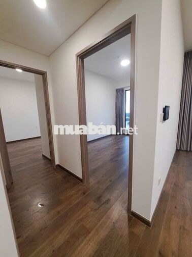 Cho thuê 2 PN,2 WC nhà trống giá 10,5tr toà Panorama Mizuki Park