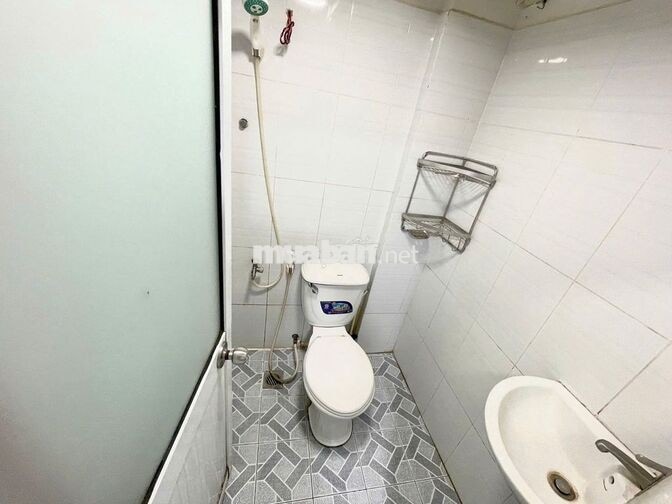 Phòng máy lạnh, giờ tự do - an ninh cách HUB, SPKT chỉ 1km