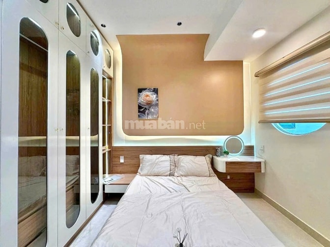 Nhà mới đẹp. Full Nội Thất. Bành Văn Trân, P7, Tân Bình. 4,1m x 8,8m.