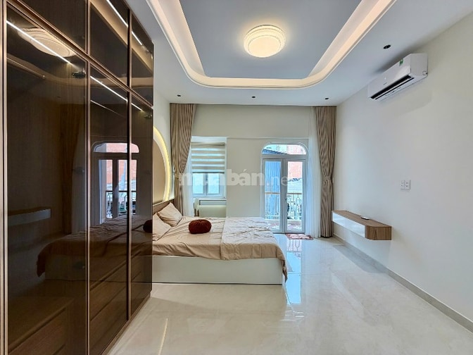 Nhà mới đẹp. Full Nội Thất. Bành Văn Trân, P7, Tân Bình. 4,1m x 8,8m.