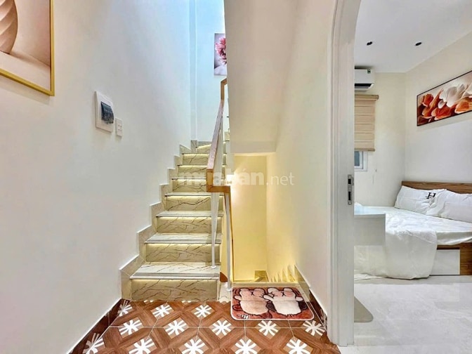 Nhà mới đẹp. Full Nội Thất. Bành Văn Trân, P7, Tân Bình. 4,1m x 8,8m.