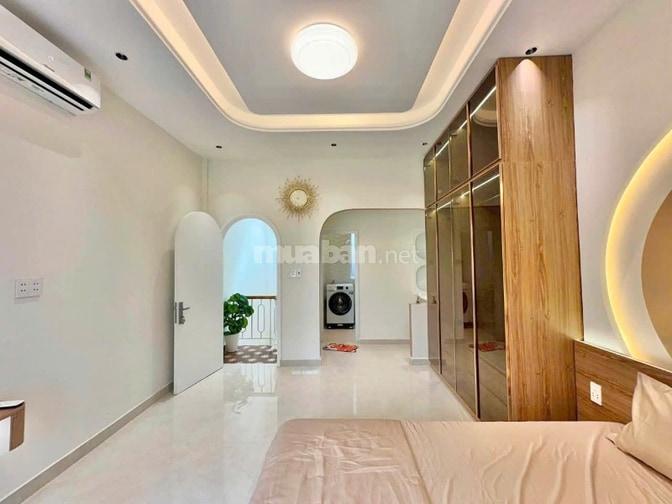 Nhà mới đẹp. Full Nội Thất. Bành Văn Trân, P7, Tân Bình. 4,1m x 8,8m.