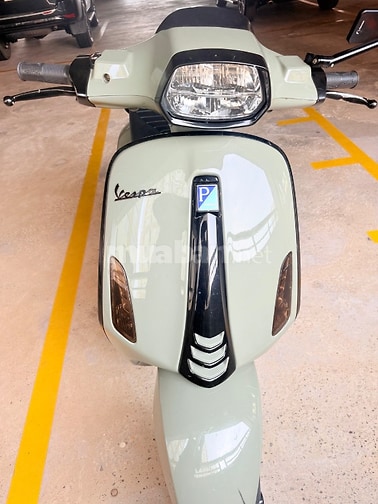 BÁN VESPA 125 ĐỜI 2022  CHỈ 15.300 KM GIÁ 58 TRIỆU