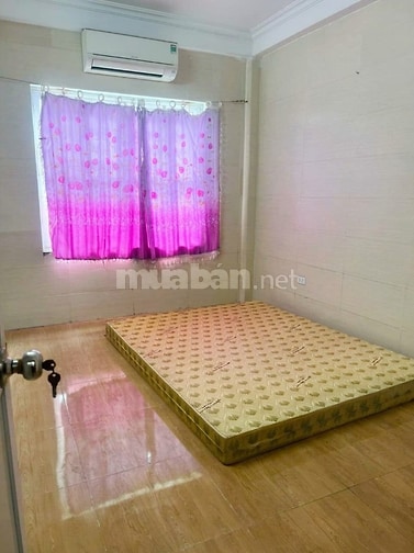 Cho thuê nhà đầy đủ nội thất 4 tầng đường Hoàng Đạo Thành
