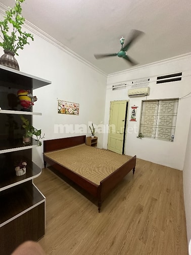 Cc bán nhà 20mx 2 tầng  đẹp ở luôn, giá  4,25 tỷ
