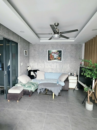 Nhà 1 lầu DT:8,1x13m Cao cấp hẻm Nguyễn Văn Đậu, P11.