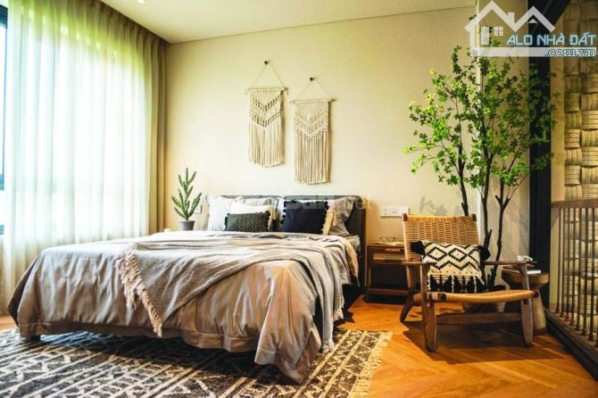 HÀNG HIẾM BÌNH THẠNH  NGANG 9M 162M2 7 TẦNG THANG MÁY 6000$/THÁNG 
